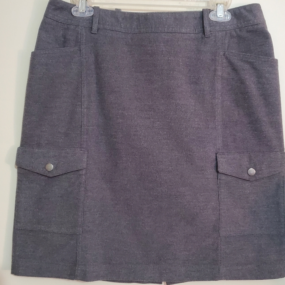 Eddie Bauer heather gray flannel cotton cargo casual mini skirt. 8T